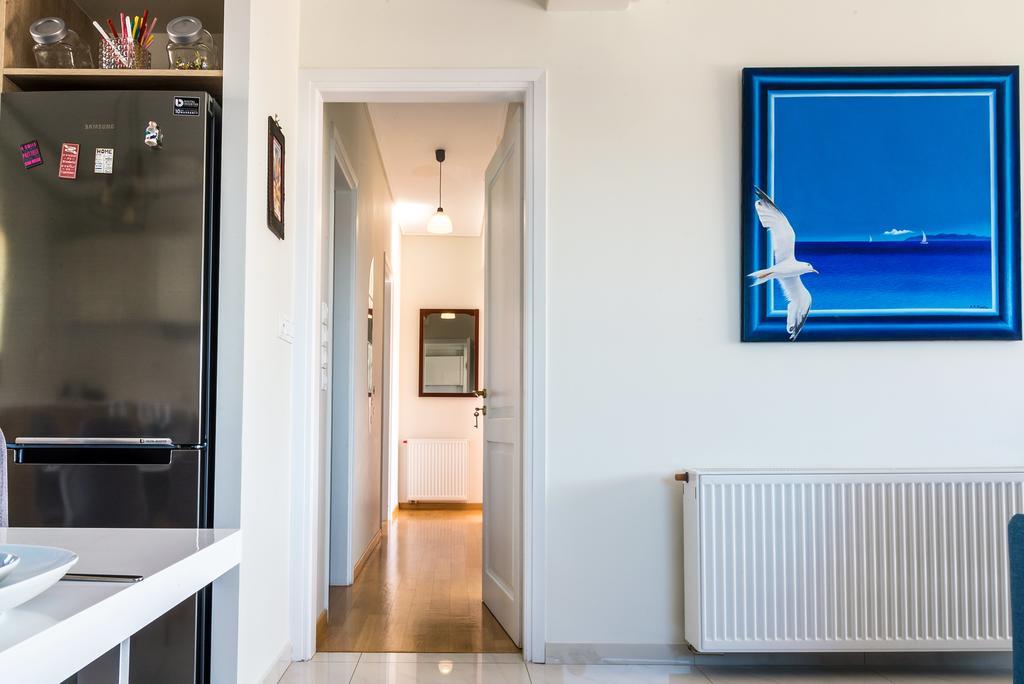 Leo - Unique Glyfada Apartment Athens Ngoại thất bức ảnh