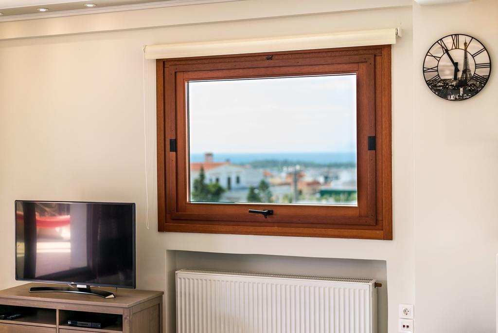 Leo - Unique Glyfada Apartment Athens Ngoại thất bức ảnh